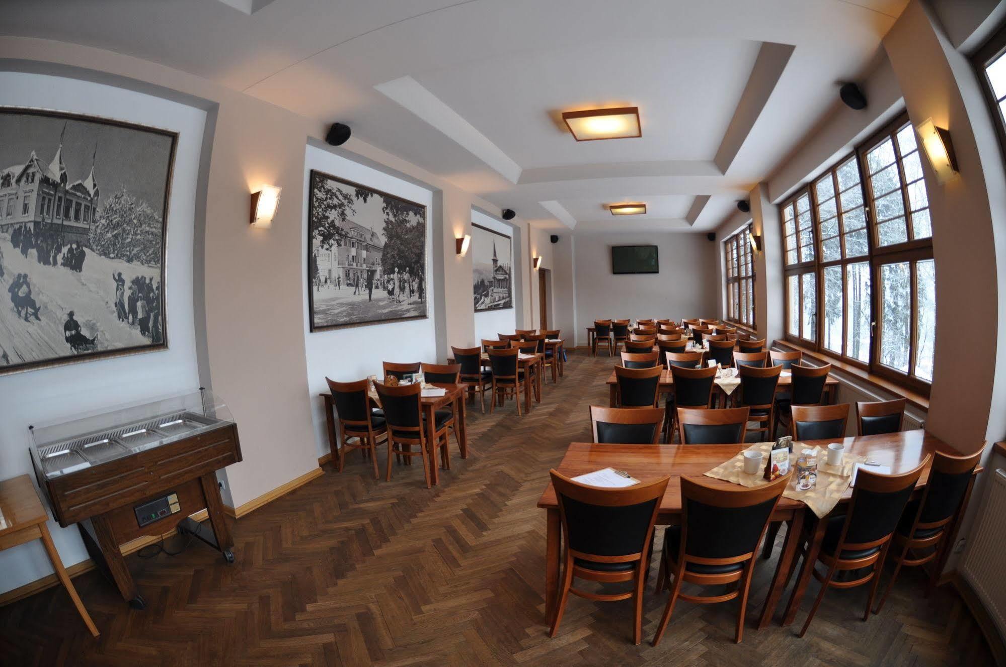 Parkhotel Smržovka Esterno foto